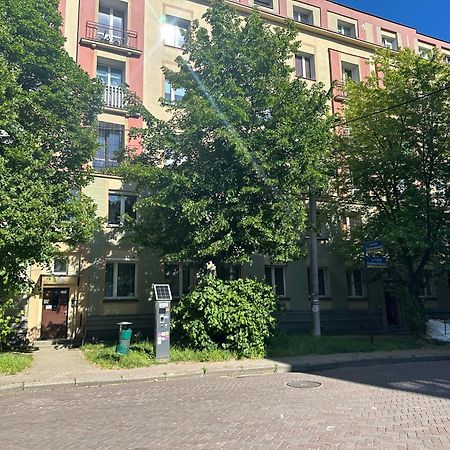 City Apartment Czestochowa Centrum 2-Bedroom Dış mekan fotoğraf