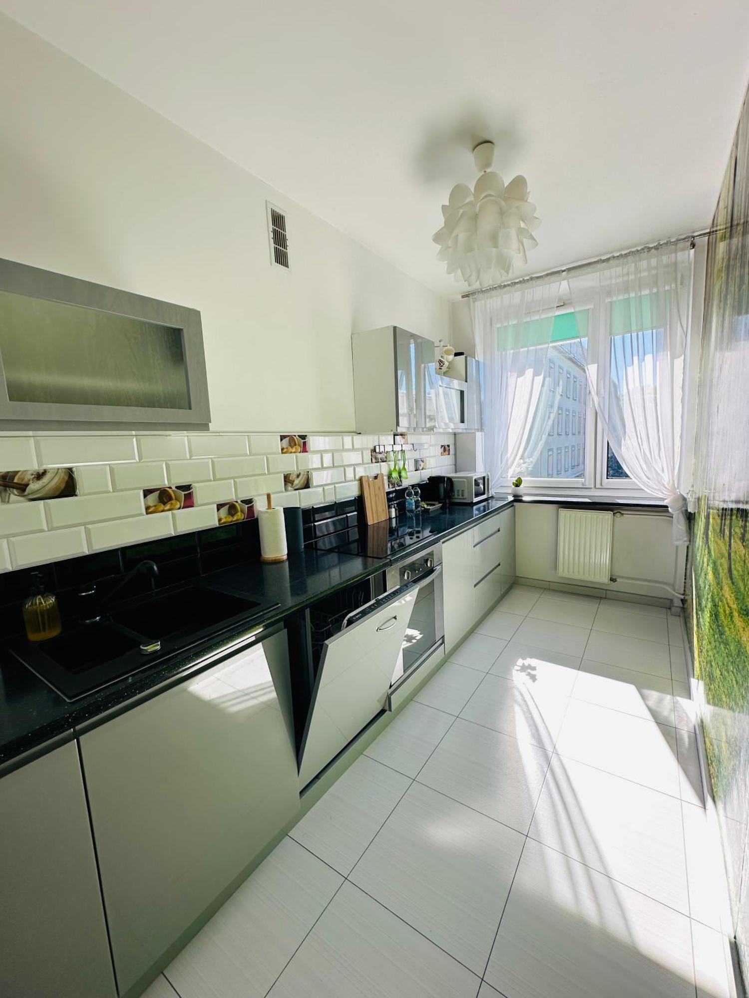 City Apartment Czestochowa Centrum 2-Bedroom Dış mekan fotoğraf